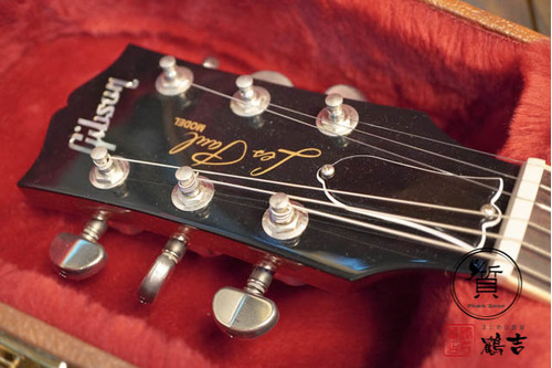 川崎でギター・ベース Gibson ギブソンの質入れ・買取りが高い店　鶴吉質店です。  Gibson ギブソン / 60’s Les Paul Standard を質預かり