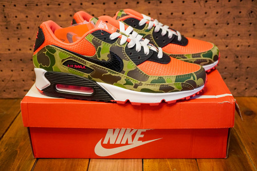 川崎でNIKE ナイキの質入れ・買取りが高い店　鶴吉質店です。  NIKE AIR MAX 90 SP CW6024-600 ナイキ エアマックス 90 SP “REVERSE DUCK CAMO” INFRARED/BLACK 質預かり